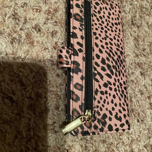 Leopard wallet - Picture 2 of 2